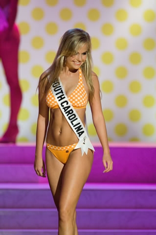from Otto lauren caitlin upton sexy junior high girls in bikinis